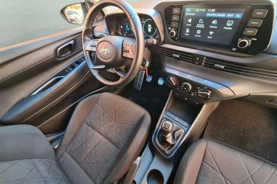 HYUNDAI BAYON 1.2mpi 85cv. MAXX 2022 de segunda mano