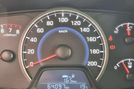 HYUNDAI I10 1.0i 65cv. KLASS 2016 de segunda mano