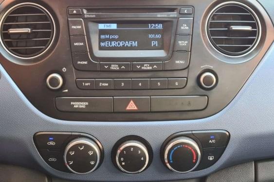 HYUNDAI I10 1.0i 65cv. KLASS 2016 de segunda mano