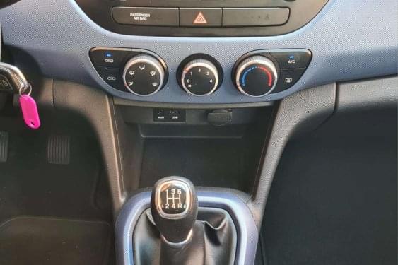 HYUNDAI I10 1.0i 65cv. KLASS 2016 de segunda mano