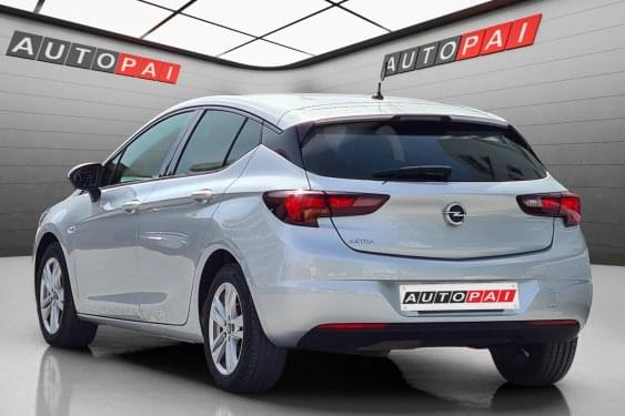 OPEL ASTRA 1.5 D 122cv. ULTIMATE 5 puertas 2021 de segunda mano