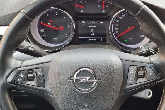 OPEL ASTRA 1.5 D 122cv. ULTIMATE 5 puertas 2021 de segunda mano