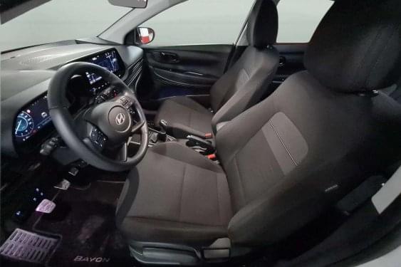 HYUNDAI BAYON 1.0 TCI / GDI 48V MHV TURBO 2024 de segunda mano