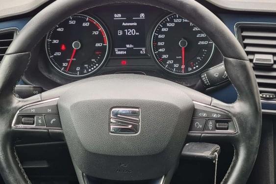 SEAT LEÓN 1.4TSI 125cv. STYLE CONNECT 2016 de segunda mano