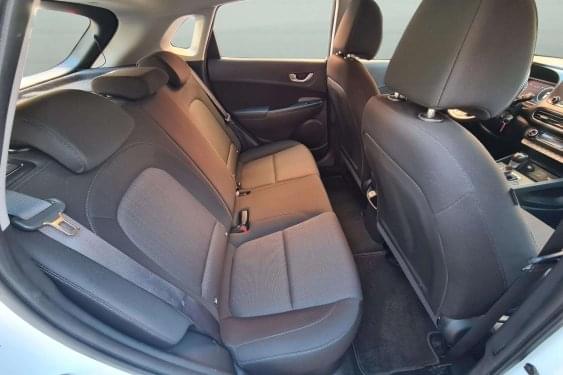 HYUNDAI KONA 1.6 GDI HEV 140cv. DCT KLASS autom. 2021 de segunda mano