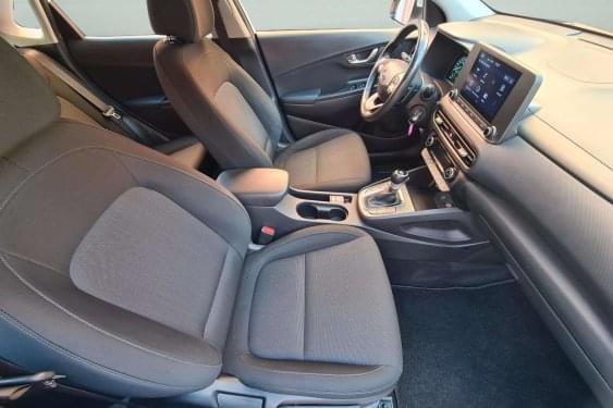 HYUNDAI KONA 1.6 GDI HEV 140cv. DCT KLASS autom. 2021 de segunda mano
