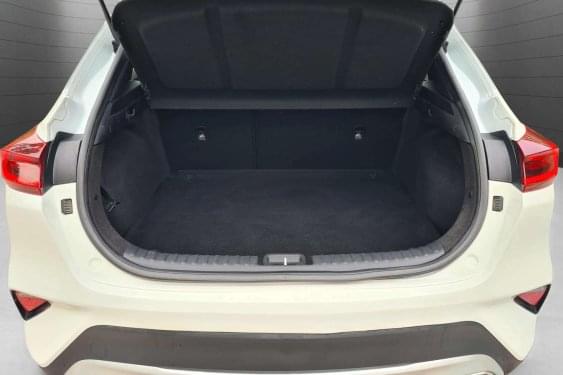 KIA XCEED 1.0 TGDI 120cv. DRIVE 2021 de segunda mano