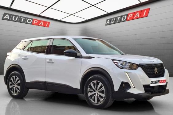 PEUGEOT 2008 1.2i 100cv. ACTIVE PACK NAVI 2022 de segunda mano