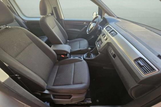 VOLKSWAGEN CADDY EDITION 1.0 TSI 100cv. 2019 de segunda mano