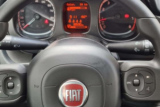 FIAT PANDA 1.0 GSE HYBRID PACK TECH 70cv. 2023 de segunda mano
