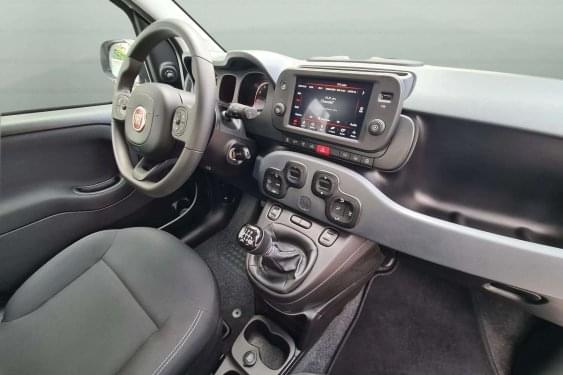 FIAT PANDA 1.0 GSE HYBRID PACK TECH 70cv. 2023 de segunda mano