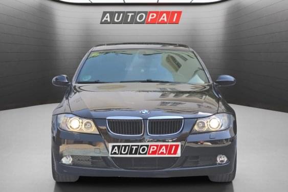 BMW SERIE 3 320i 150cv. 2006 de segunda mano
