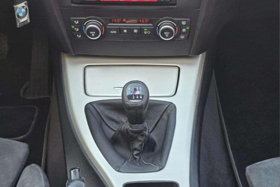 BMW SERIE 3 320i 150cv. 2006 de segunda mano