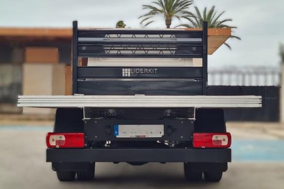 VOLKSWAGEN CRAFTER CHASIS 35 CABINA SIMPLE L4 BATALLA LARGA 2021 de segunda mano