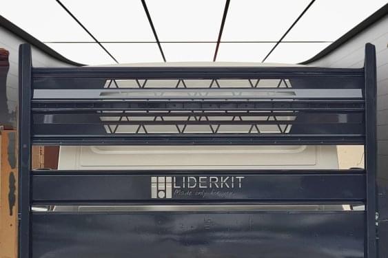 VOLKSWAGEN CRAFTER CHASIS 35 CABINA SIMPLE L4 BATALLA LARGA 2021 de segunda mano