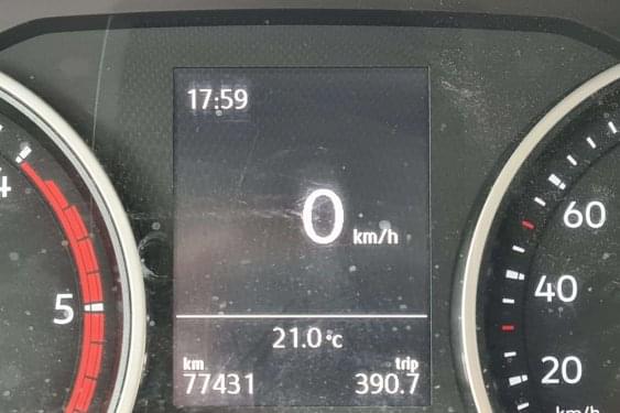 VOLKSWAGEN CRAFTER CHASIS 35 CABINA SIMPLE L4 BATALLA LARGA 2021 de segunda mano