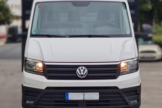 VOLKSWAGEN CRAFTER CHASIS 35 CABINA SIMPLE L4 BATALLA LARGA 2021 de segunda mano