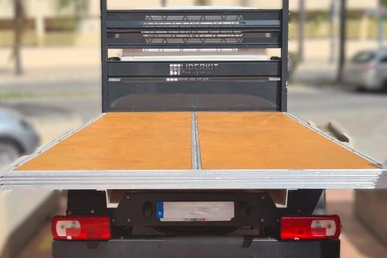 VOLKSWAGEN CRAFTER CHASIS 35 CABINA SIMPLE L4 BATALLA LARGA 2021 de segunda mano