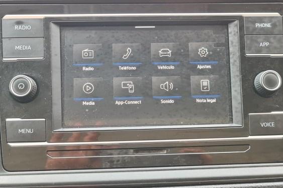 VOLKSWAGEN CRAFTER CHASIS 35 CABINA SIMPLE L4 BATALLA LARGA 2021 de segunda mano