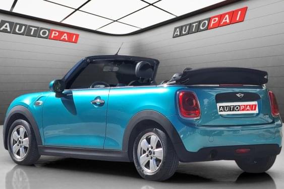MINI MINI ONE CABRIO 1.2i 102cv. 2016 de segunda mano