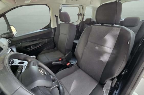 TOYOTA PROACE CITY COMBI 1.5d 100cv. 2021 de segunda mano