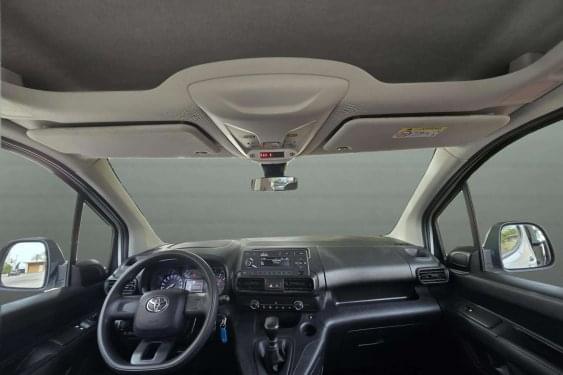 TOYOTA PROACE CITY COMBI 1.5d 100cv. 2021 de segunda mano