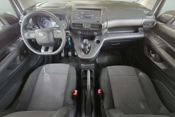 TOYOTA PROACE CITY COMBI 1.5d 100cv. 2021 de segunda mano