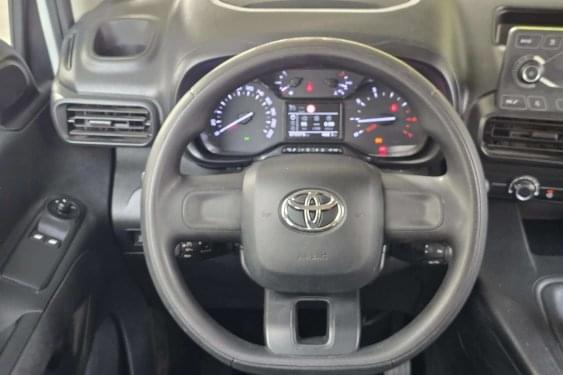 TOYOTA PROACE CITY COMBI 1.5d 100cv. 2021 de segunda mano