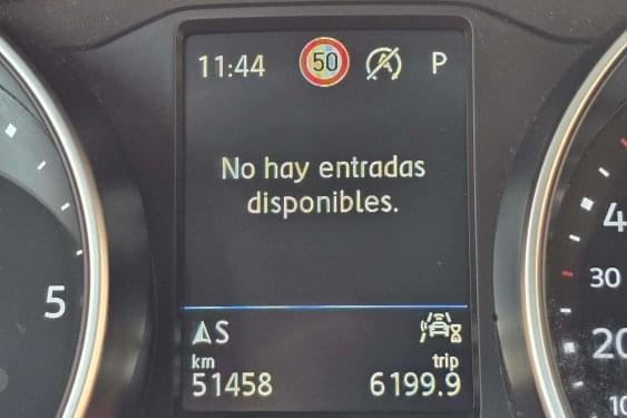VOLKSWAGEN TIGUAN 2.0 TDI 150cv. DSG automático 2022 de segunda mano