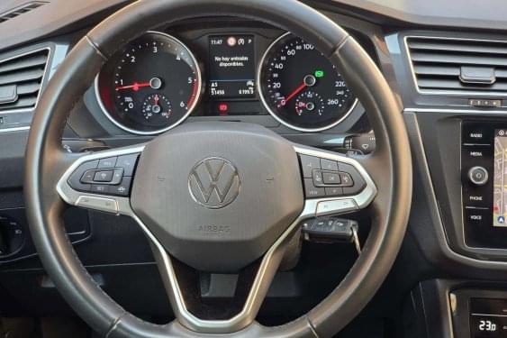 VOLKSWAGEN TIGUAN 2.0 TDI 150cv. DSG automático 2022 de segunda mano