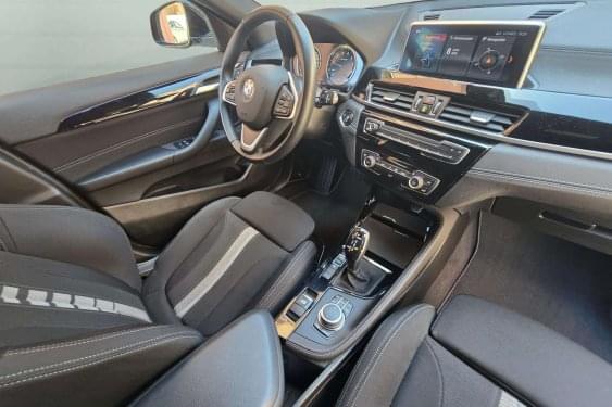 BMW X2 SDRIVE18iA 1.5i 136cv. AUTOM. PackM 2021 de segunda mano