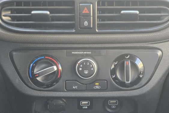 HYUNDAI I10 1.0 TGDI 68cv. KLASS 2021 de segunda mano