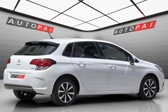 CITROEN C4 1.6 BlueHDI 100cv. LIVE EDITION 2017 de segunda mano