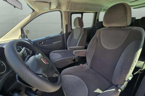 FIAT SCUDO 2.0 Multijet 130cv. 8 plazas 2015 de segunda mano