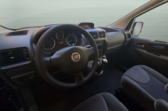 FIAT SCUDO 2.0 Multijet 130cv. 8 plazas 2015 de segunda mano