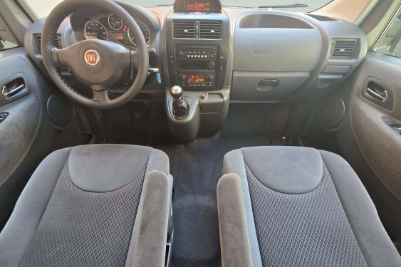 FIAT SCUDO 2.0 Multijet 130cv. 8 plazas 2015 de segunda mano