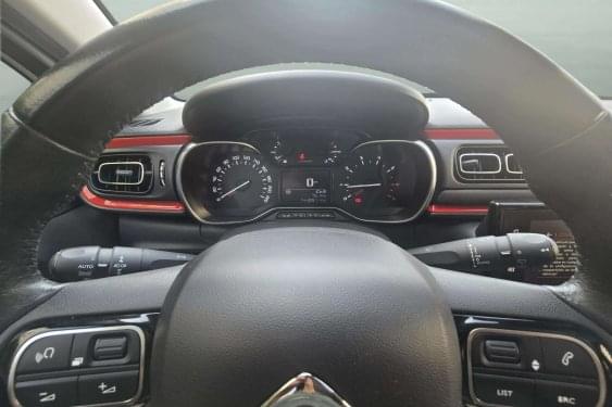 CITROEN C3 1.2i 82cv. SHINE 2017 de segunda mano