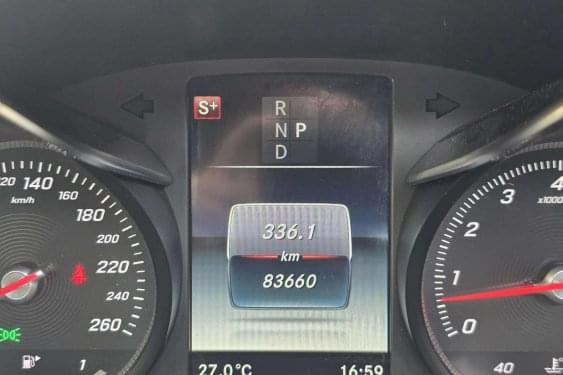 MERCEDES CLASE C C300 Coupé 245cv. autom. 2017 de segunda mano