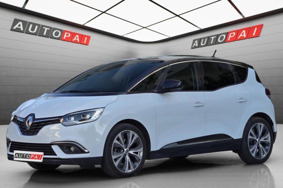 RENAULT SCÉNIC 1.3tce 140cv. Authentique 2018 de segunda mano