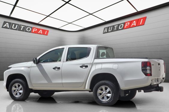 MITSUBISHI L200 220 DI-D M-PRO DOBLE CABINA 2.3D 150cv. 2021 de segunda mano