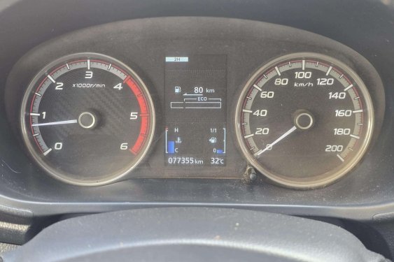 MITSUBISHI L200 220 DI-D M-PRO DOBLE CABINA 2.3D 150cv. 2021 de segunda mano