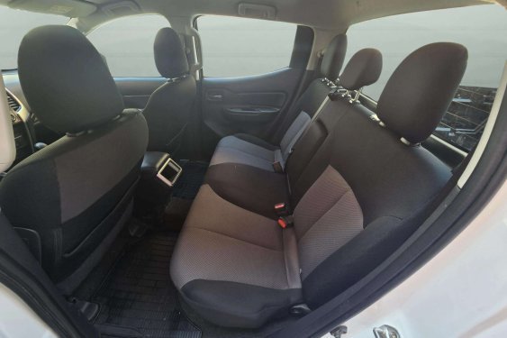 MITSUBISHI L200 220 DI-D M-PRO DOBLE CABINA 2.3D 150cv. 2021 de segunda mano