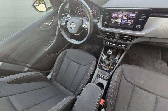 SKODA KAMIQ 1.0 TSI 110cv. DSG LIVE 2021 de segunda mano