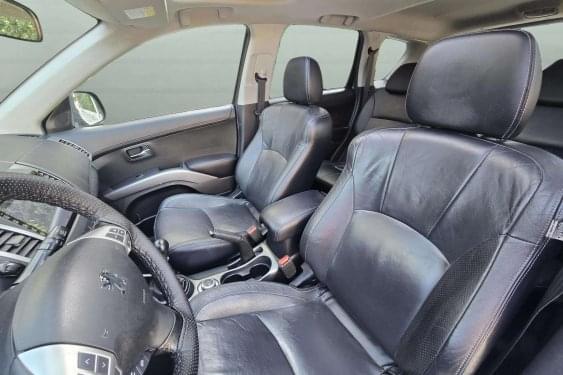 PEUGEOT 4007 2.2HDI 160cv. 4WD SPORT LINE 7 plazas 2011 de segunda mano