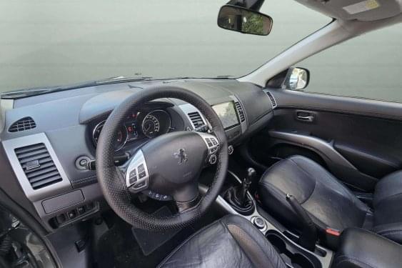 PEUGEOT 4007 2.2HDI 160cv. 4WD SPORT LINE 7 plazas 2011 de segunda mano