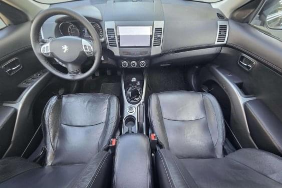 PEUGEOT 4007 2.2HDI 160cv. 4WD SPORT LINE 7 plazas 2011 de segunda mano