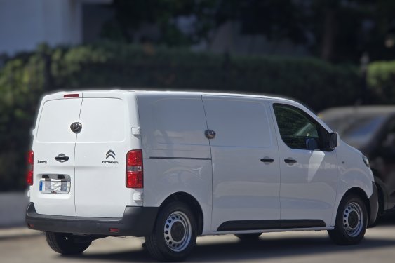 CITROEN JUMPY VAN Talla M 1.5 BlueHDI 100cv. 2022 de segunda mano