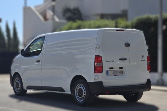 CITROEN JUMPY VAN Talla M 1.5 BlueHDI 100cv. 2022 de segunda mano