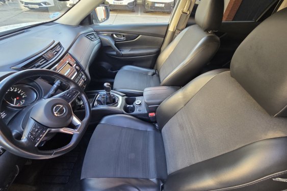 NISSAN X-TRAIL 1.7 dci 150cv. 4x4 ACENTA 5 plazas 2020 de segunda mano