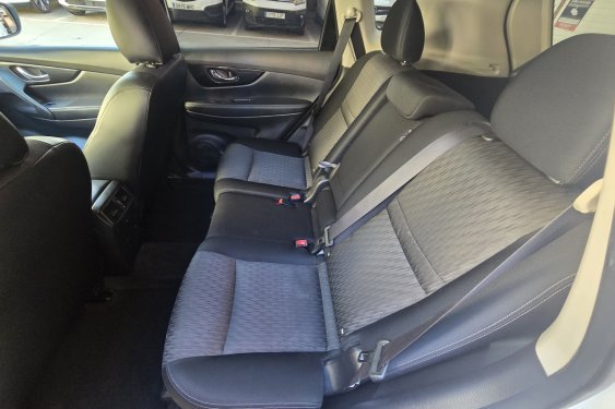 NISSAN X-TRAIL 1.7 dci 150cv. 4x4 ACENTA 5 plazas 2020 de segunda mano
